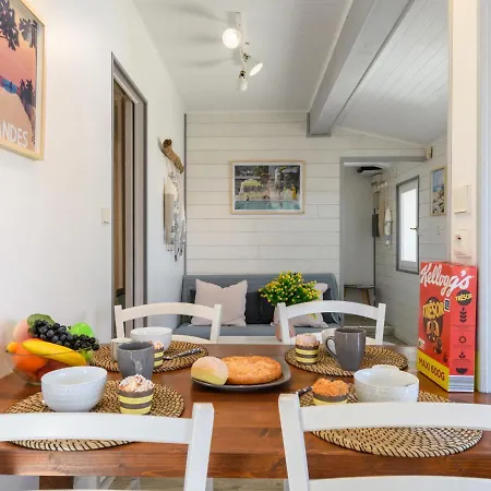Des Ailes-2 By Interhome *